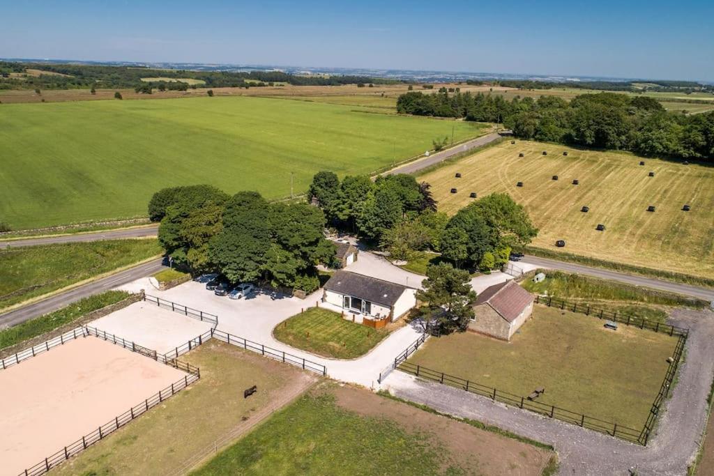 Clover Lodge Chesterfield Eksteriør bilde