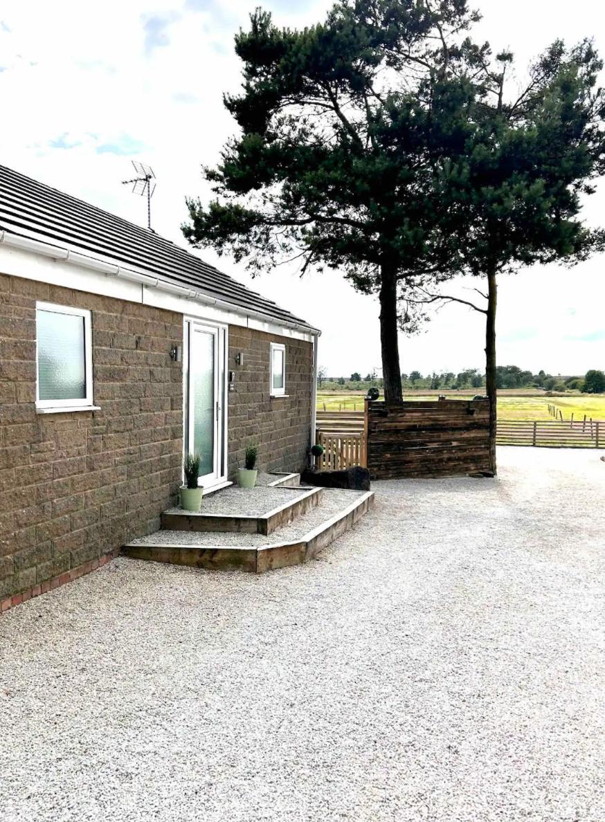 Clover Lodge Chesterfield Eksteriør bilde
